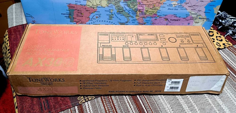 Procesor multiefect Korg AX30G (pentru chitară electrică )