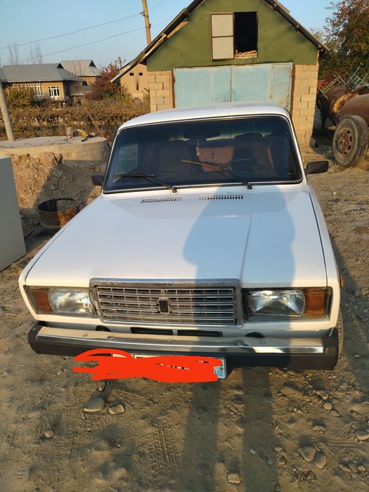 Jiguli 07 sotiladi ideal