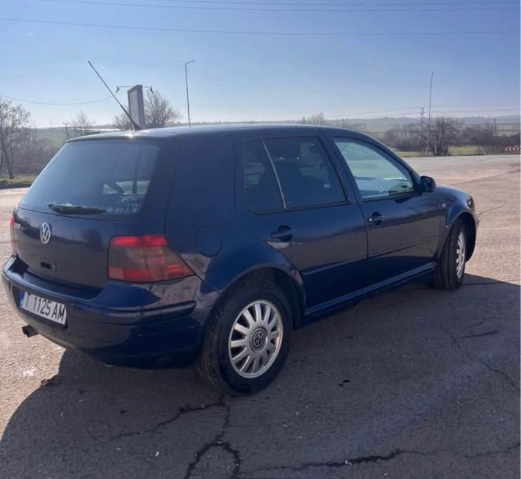 Продавам голф 4 1,6 газ/бензин