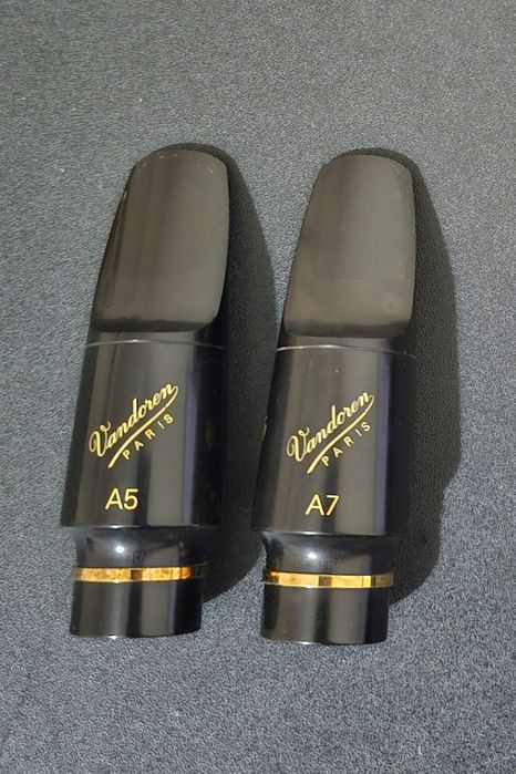 Mustiuc saxofon Vandoren A5 A7 S+