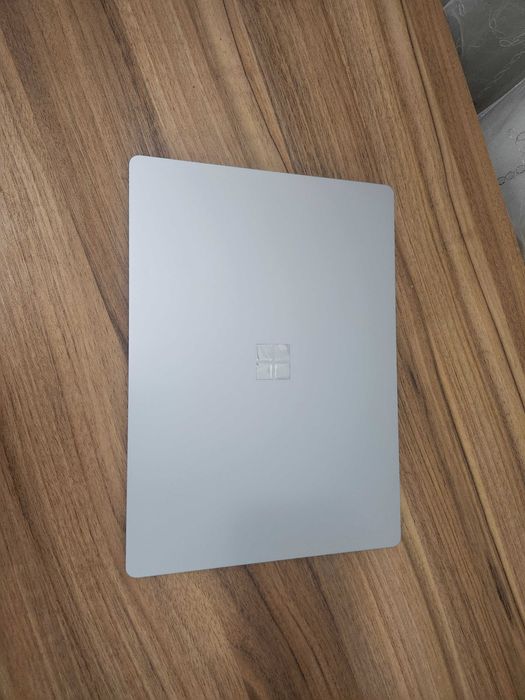 Microsoft Surface Laptop 4