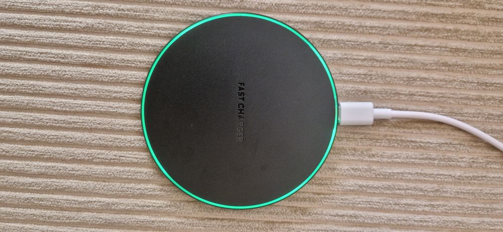 Incarcator wireless Staffcool Nou