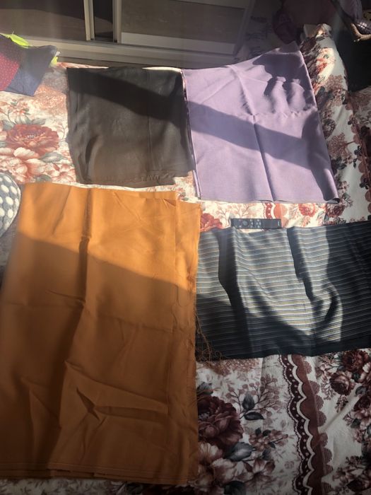 Materiale pentru confectionat diverse obiecte de imbracaminte