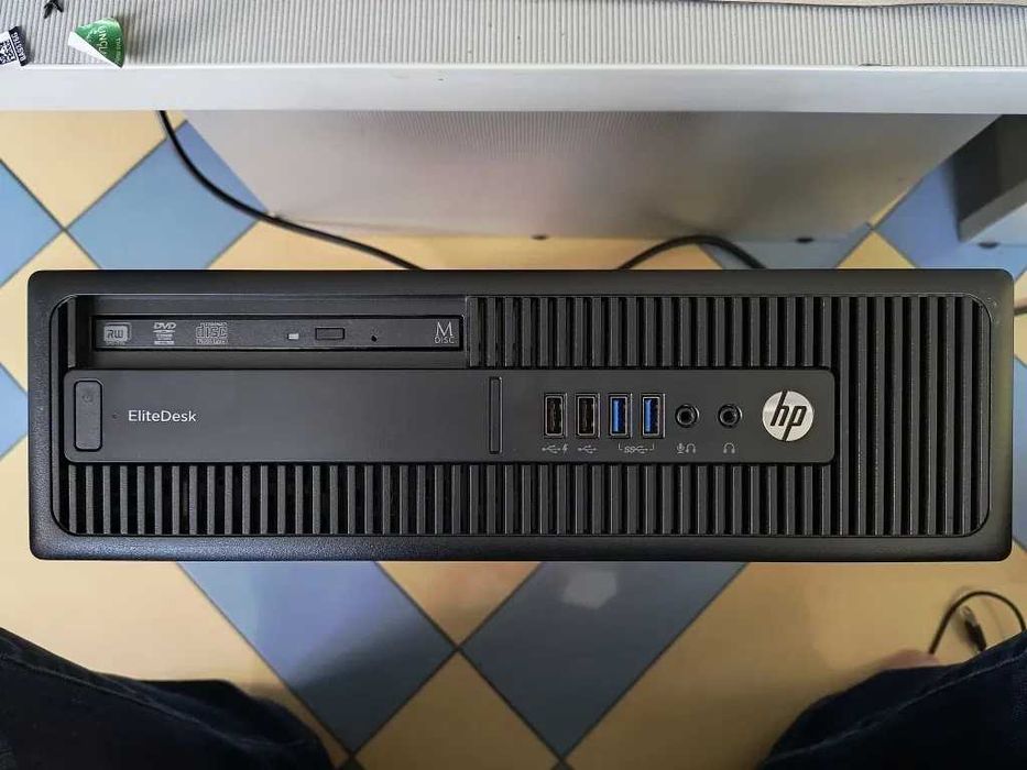 HP EliteDesk 705 G3 - SFF,A12 9800 / 3.8 GHz - RAM 16 GB DDR4