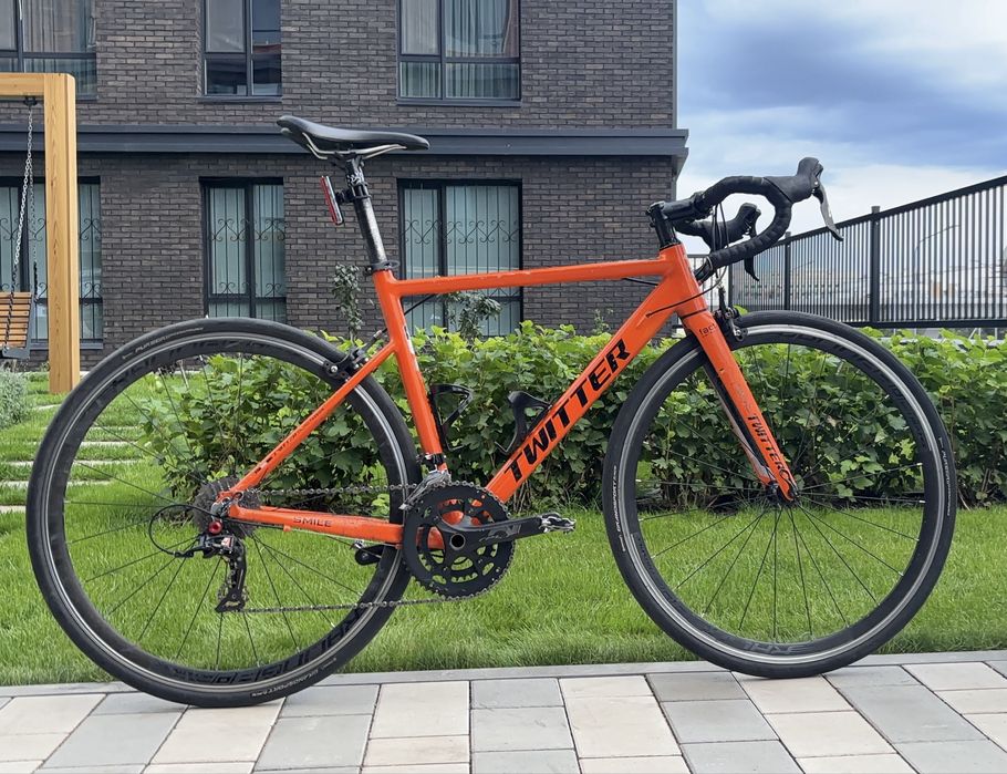 Twitter шоссейный велосипед
