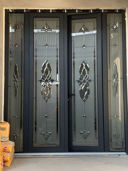 Акфа двери витражи окна Маскедни сетки стеклани витражи Термо енгелбер