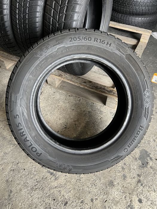 4 anvelope iarna 205/60/16 Barum 8 mm, CA NOI!