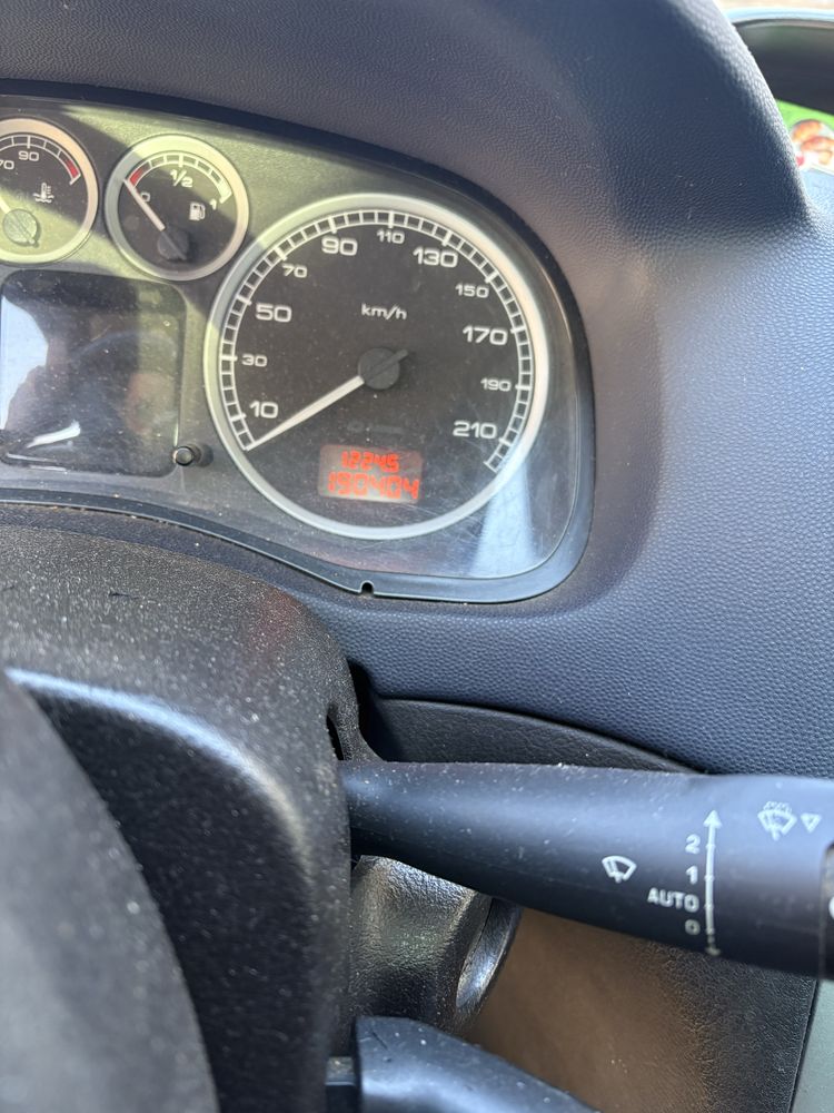 Peugeot 307 SW 2.0HDI  на части/пежо 307