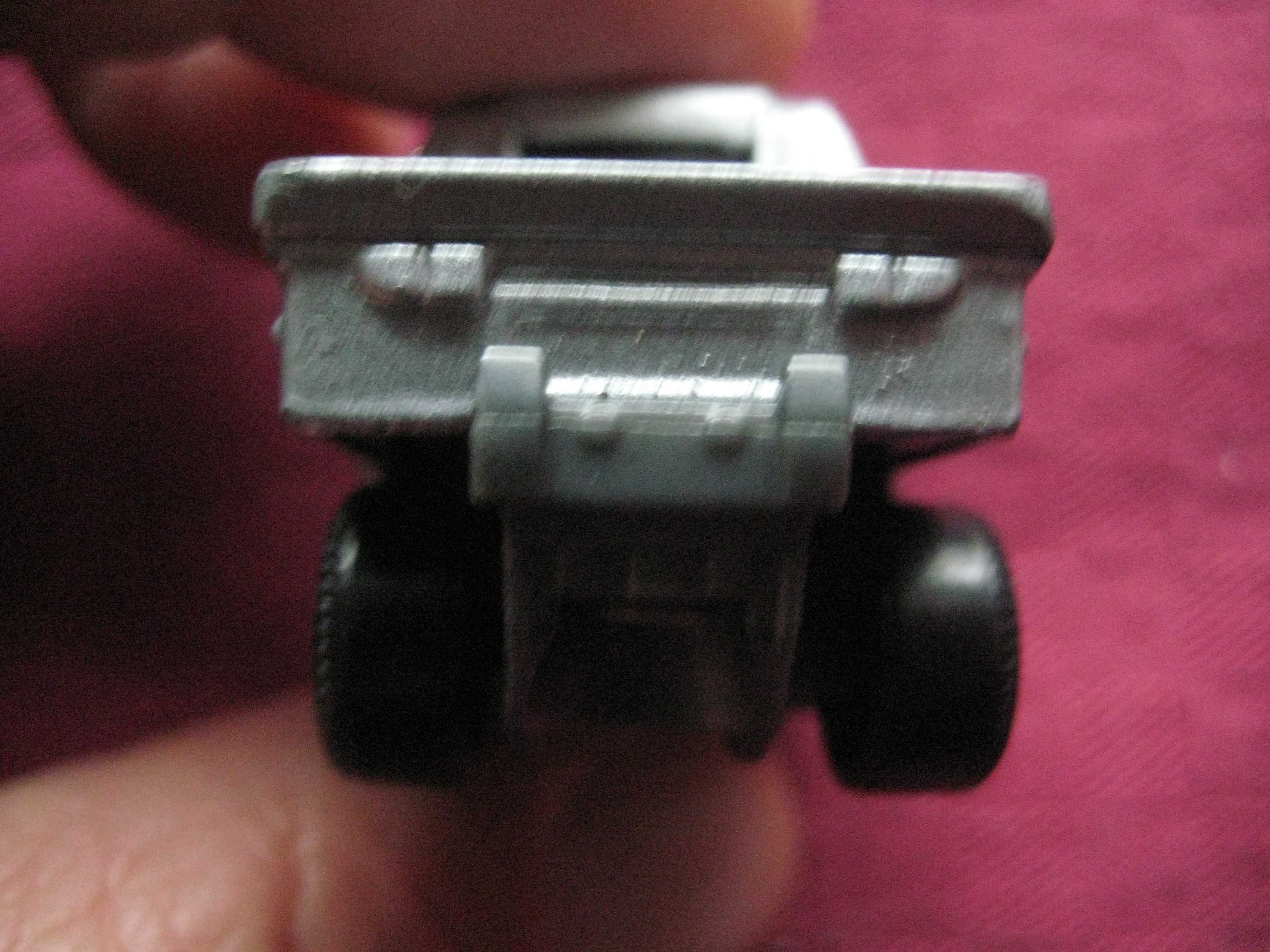 Продавам метална количка 2014 Mattel Matchbox CFV76 MBX Metro Police