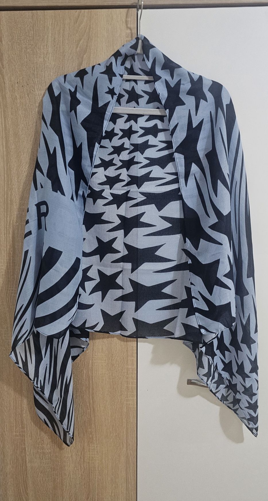 Pareo Thierry Mugler nou în cutie
