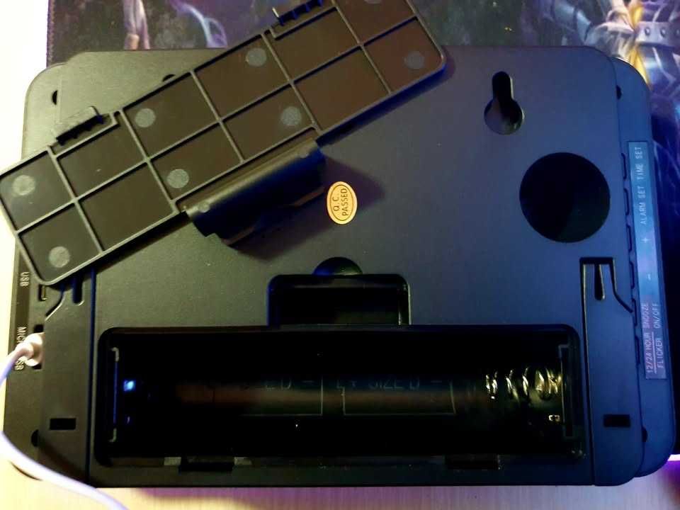 Дигитален настолен LED часовник, аларма, червени цифри