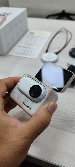 Insta360 Go 3  128 GB lik yangi 5-6 marta ishlatilgan