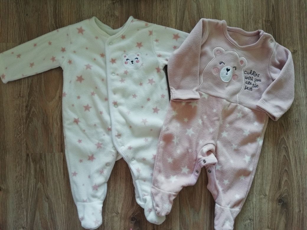 Бебешки дрехи от новородено до 1 годинка