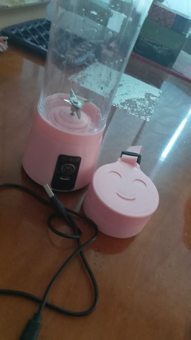 Vand blender portabil roz