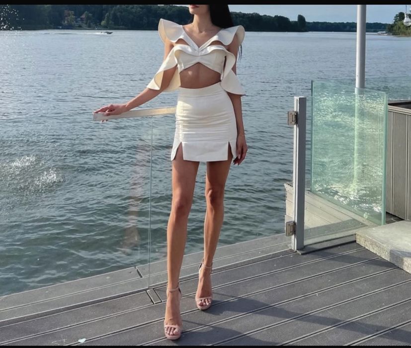 Compleu  Art area - fusta/ top