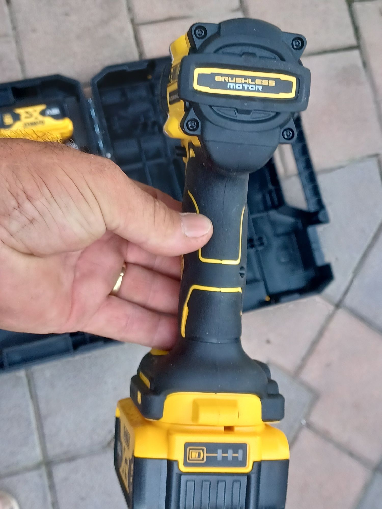 Impact  DEWALT  cu pătrat  1/2 nou 0 km fabr. 2024