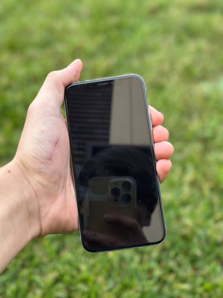 iPhone xs apple