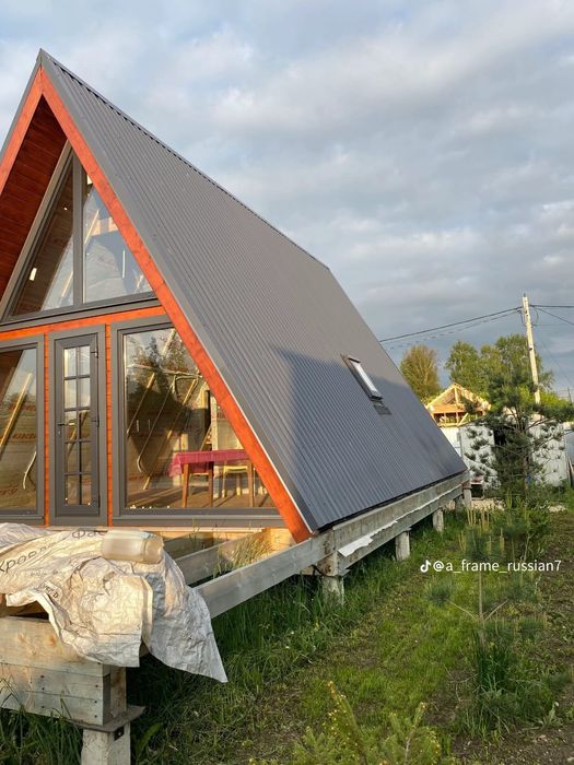 Cabane lemn tip A frame