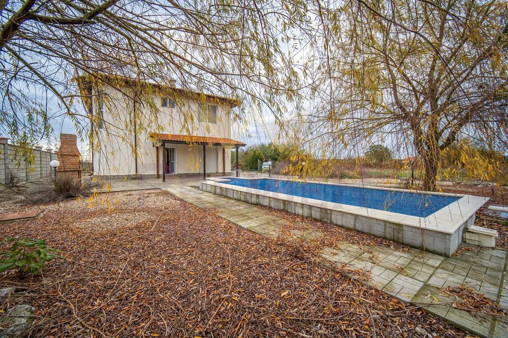 Къща в Добрич, област-с.Славеево площ 156 цена 164500