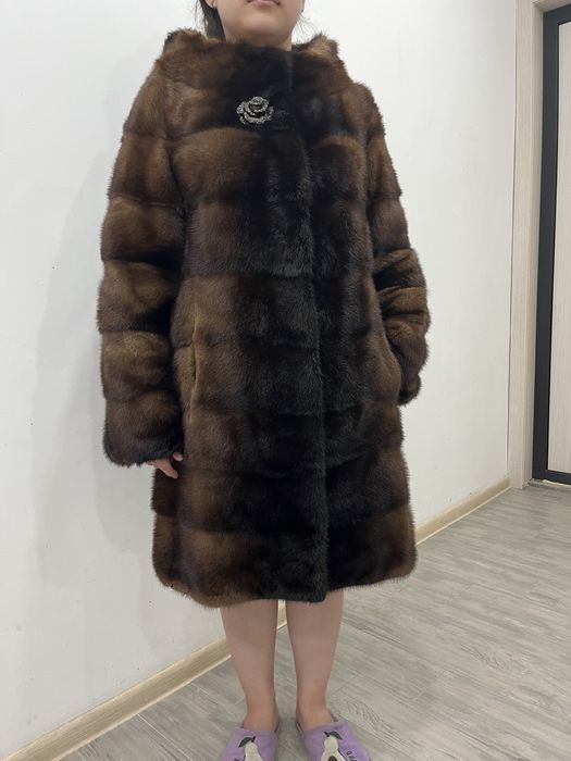 Шуба норковая шикарная