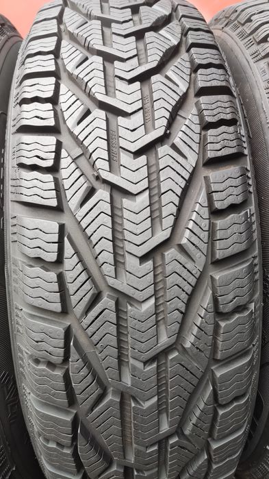 4бр. зимни гуми 185/65/15 Riken Snow Winter 
dot2222
8.2mm
Перфектно с