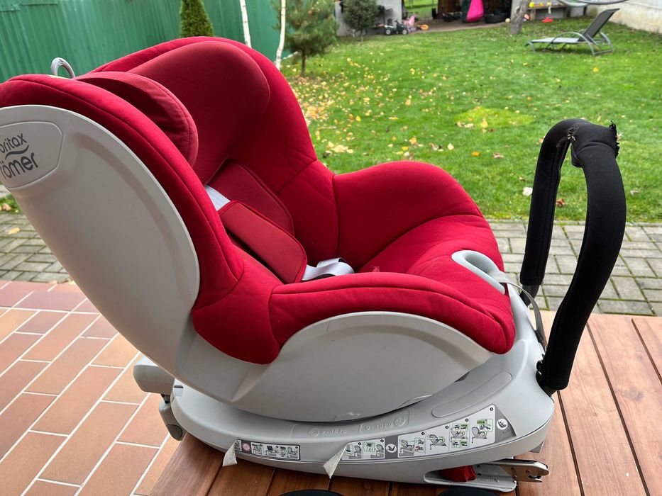 Scaun auto Britax Römer DUALFIX, rotativ 360°, Grupa 0+/1, 0–18 kg.