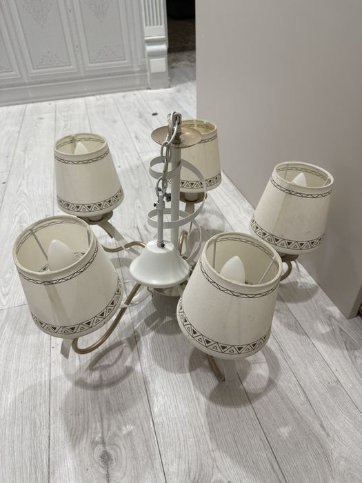 Люстра продам б/у