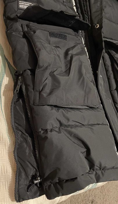 Parka geaca jacheta neagra noua cu eticheta slim groasa iarna