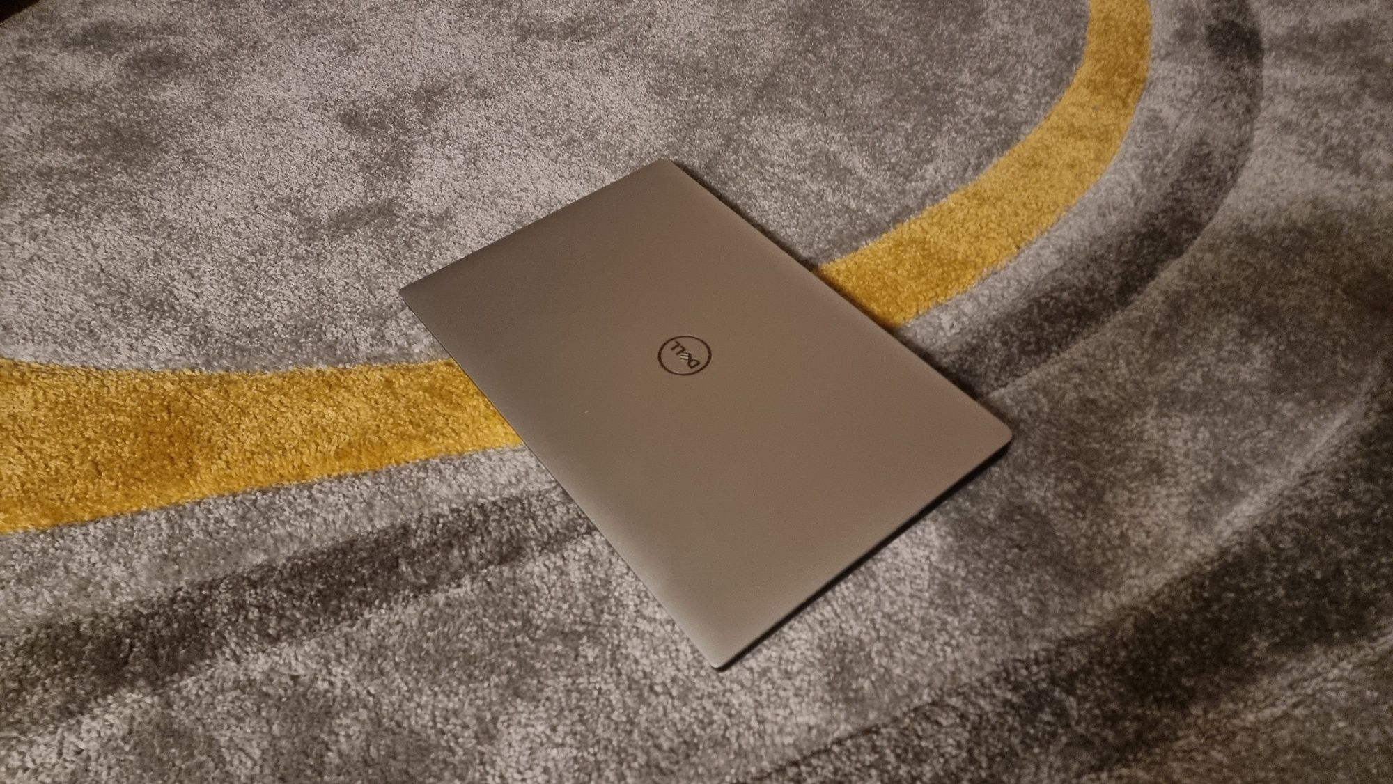 Dell xps 7590 i9