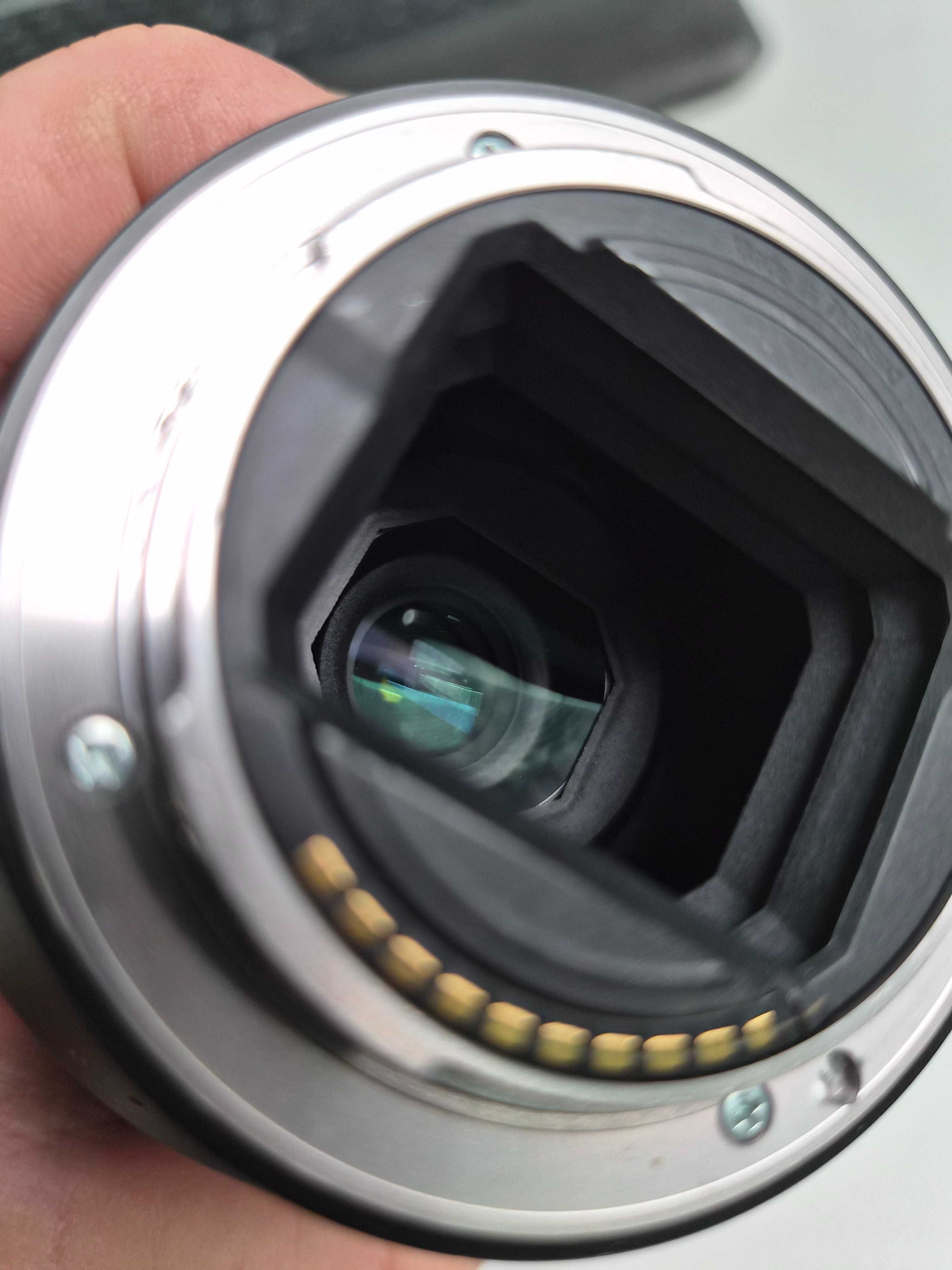 Sony Zeiss Vario-Tessar T* FE 16–35 mm F4 ZA OSS