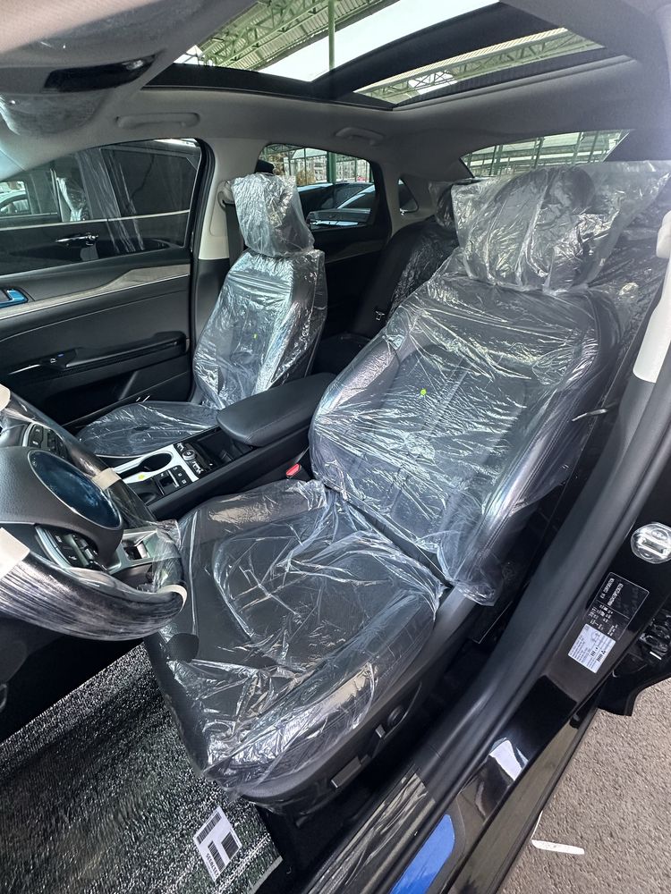 KIA K5  full sotiladi