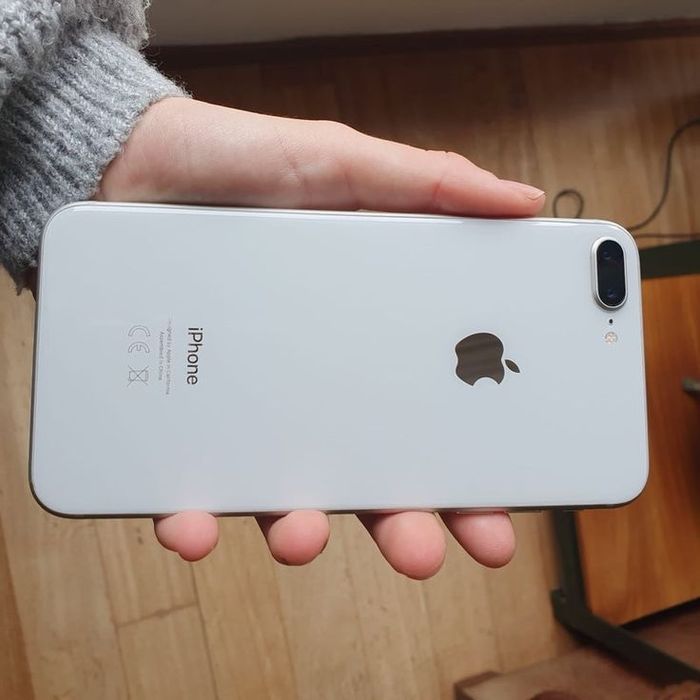 Iphone 8 plus 64gb