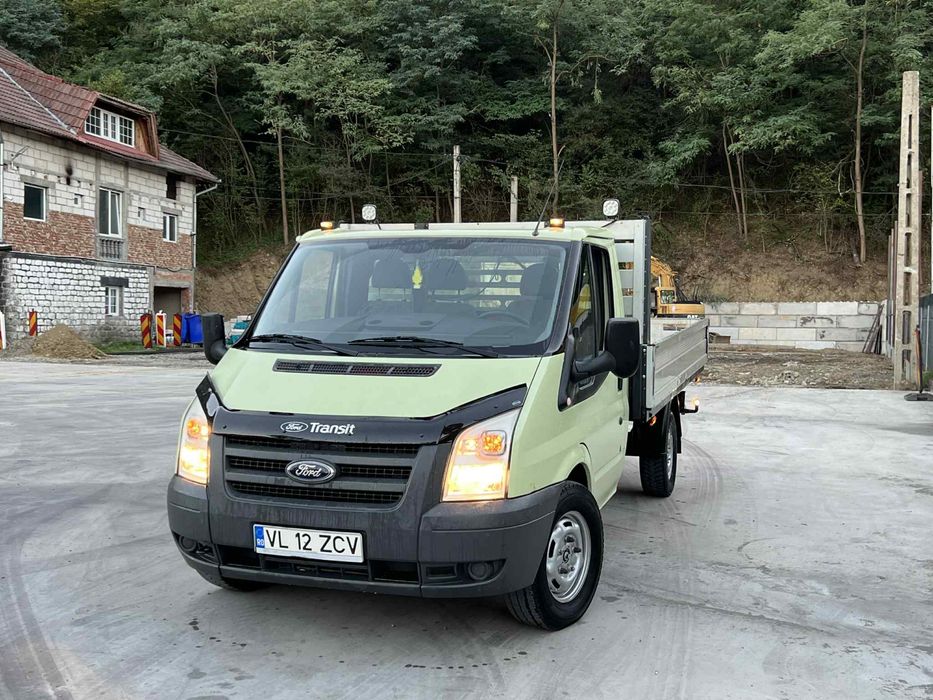 Ford Transit 2,4 TDCI 2013