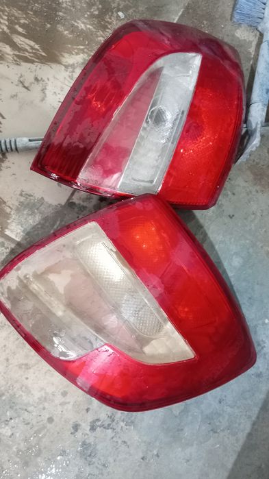 Фары на гранту заднии