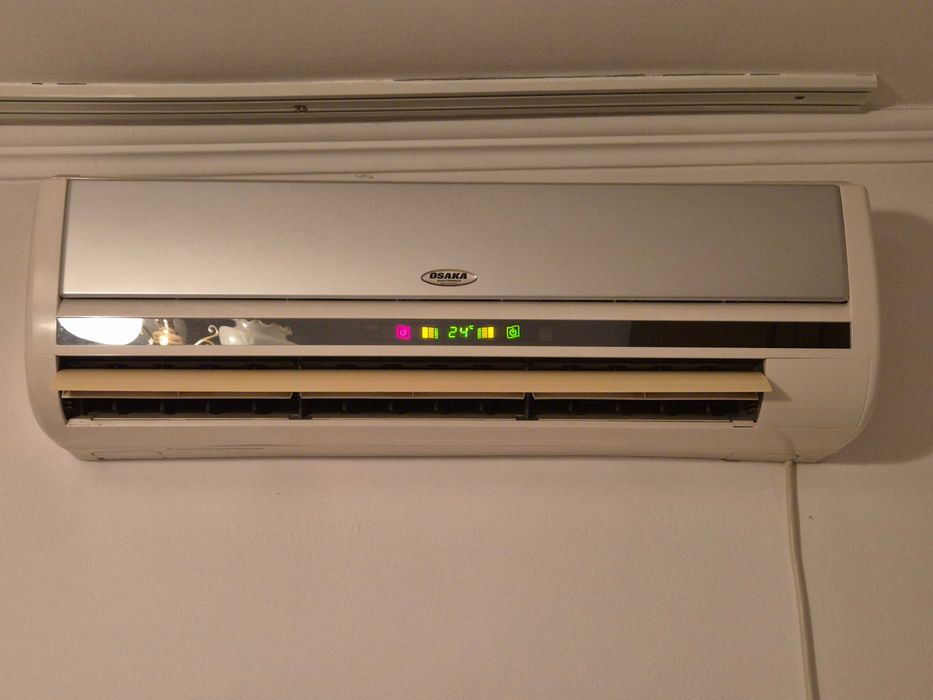 Климатици Osaka CH-12-CN - Работещи и Разглобени