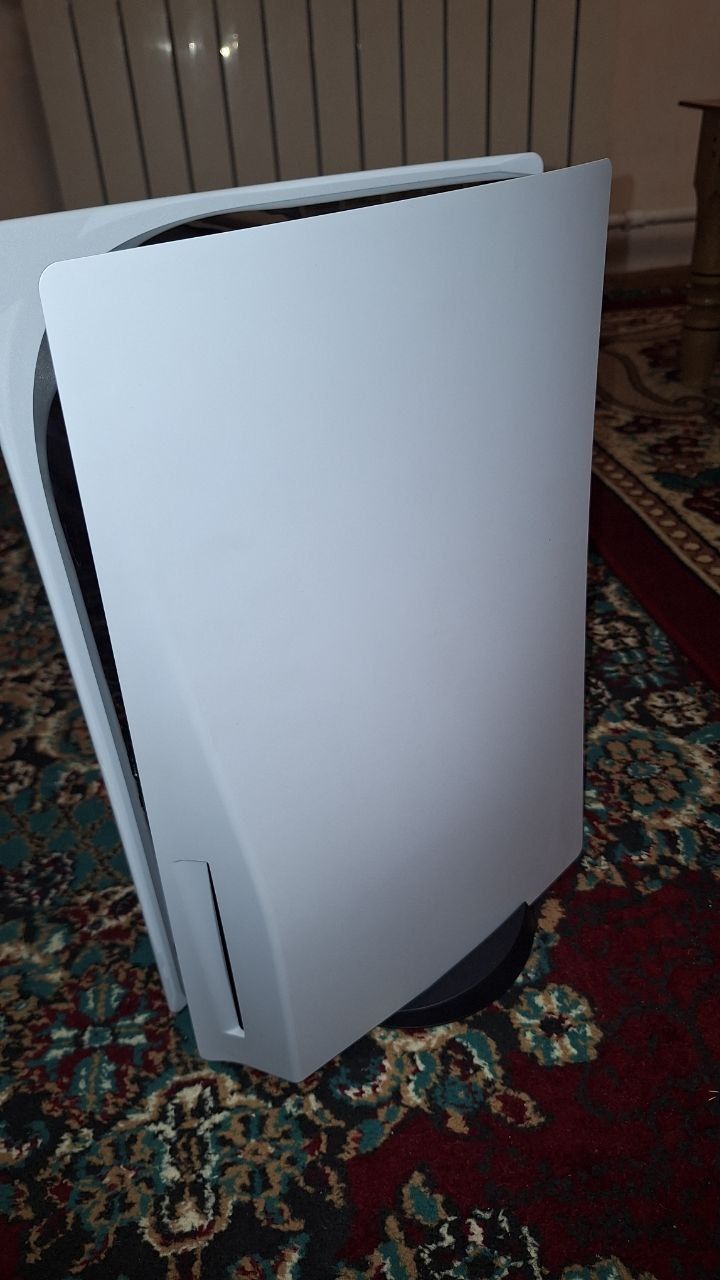 PlayStation 5 + геймпад
