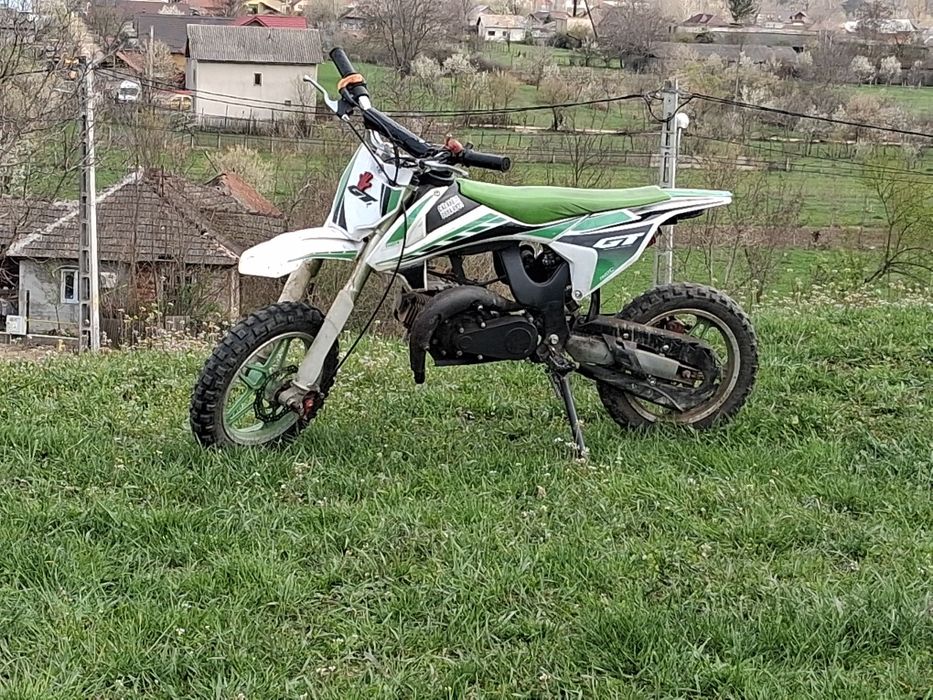 Cross 49cc vând 850lei