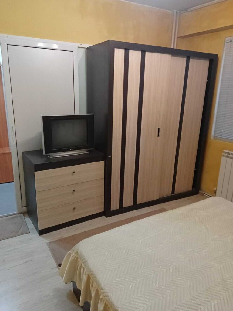 Продава се Двустаен апартамент в Казанлък - 68 кв.м за 1005 €/кв.м - Снимка #8