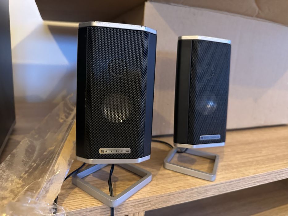 Sistem audio 2.1 Altec Lansing