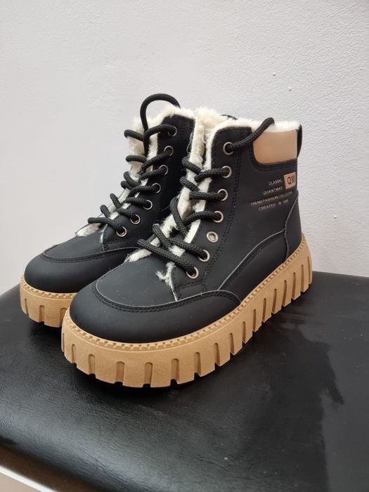 Женская зимняя обувь