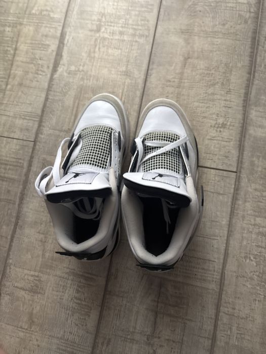 Vand jordan 4 military blk,44 fit 43