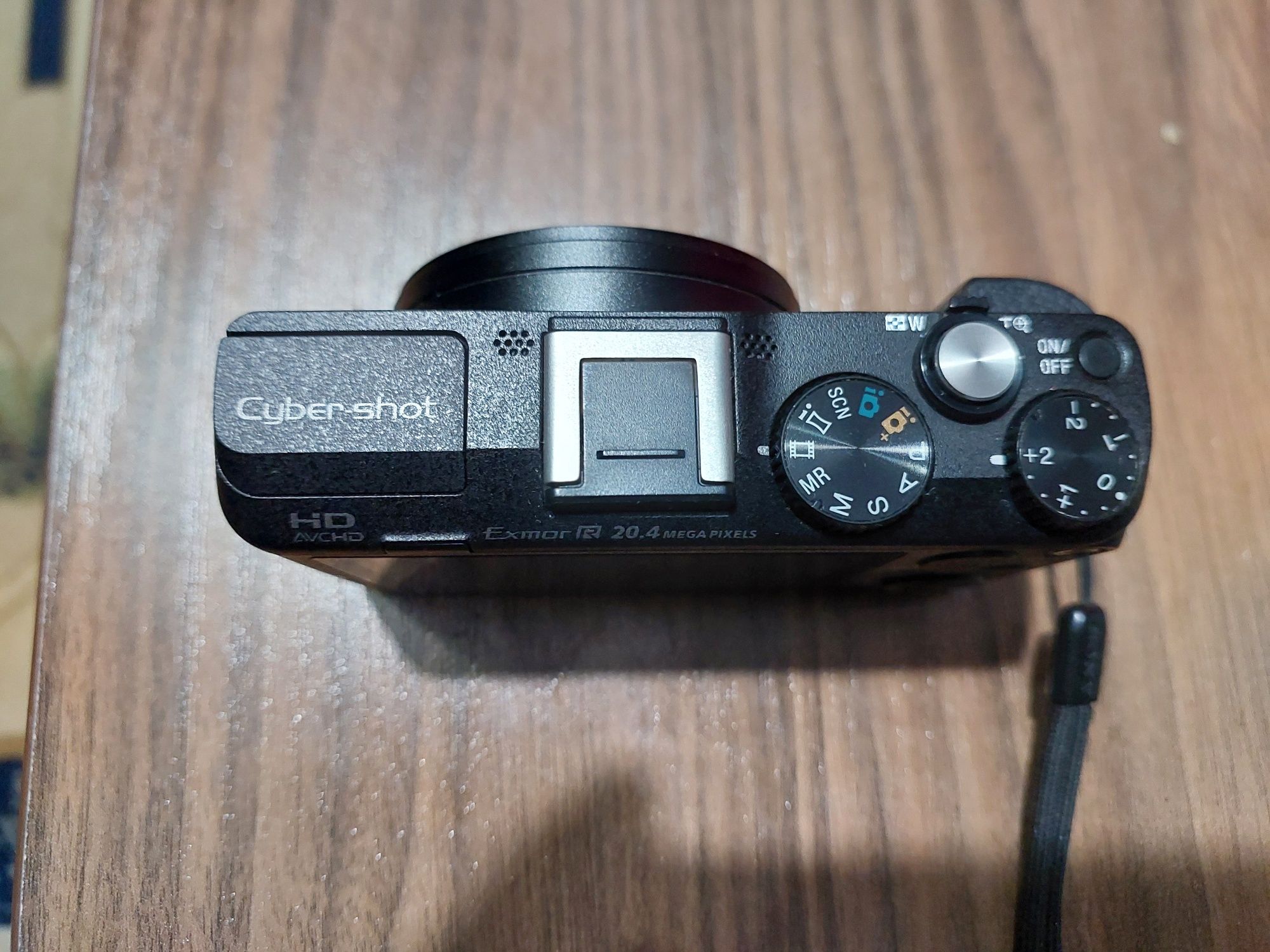 Sony DSC - HX60 в идеальном состоянии.