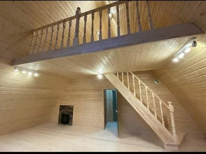 Casa si Cabana stil A-Frame pe structura de lemn