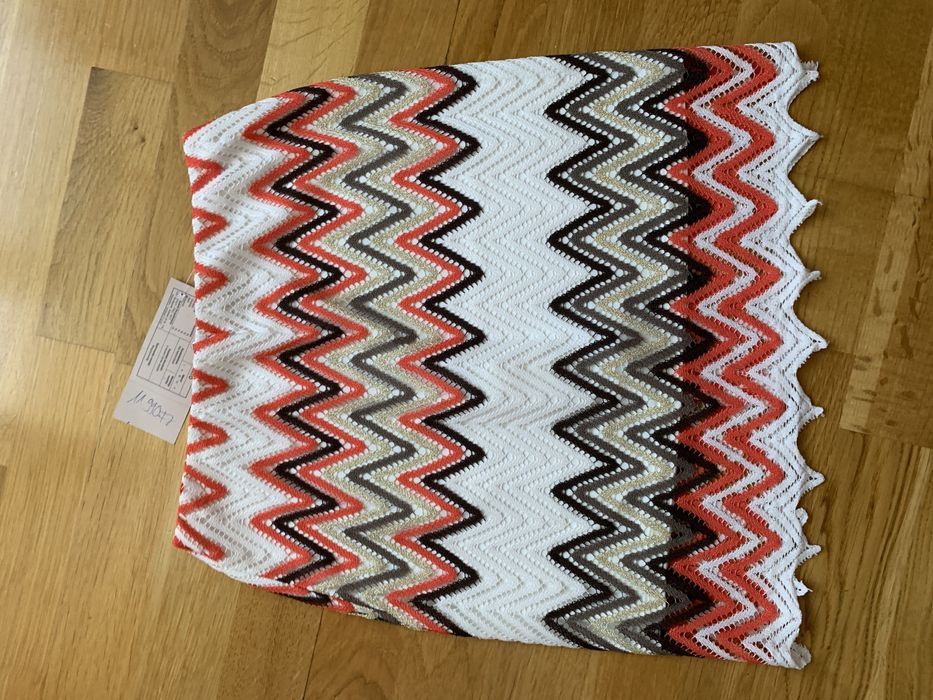 Levis marimea 26 si Tommy Hilfiger S