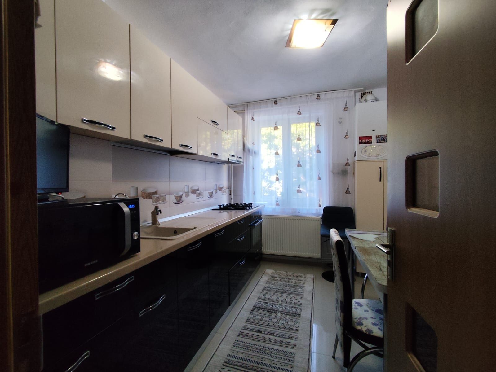 Vand apartament 2 camere