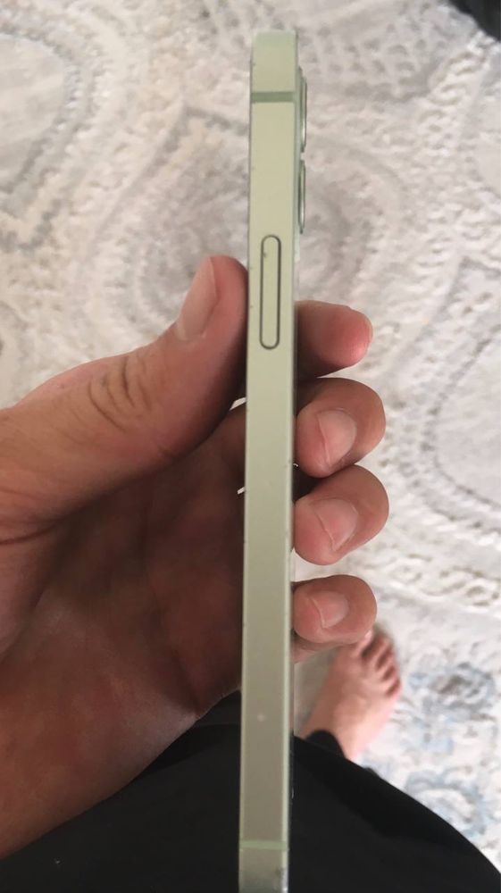 Iphone 12 va 5 se
