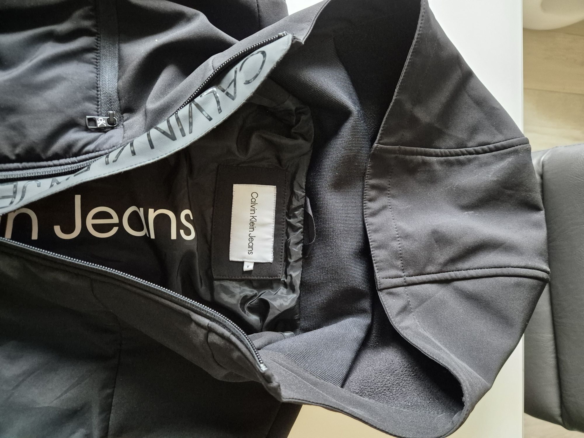 Есенно яке Calvin Klein