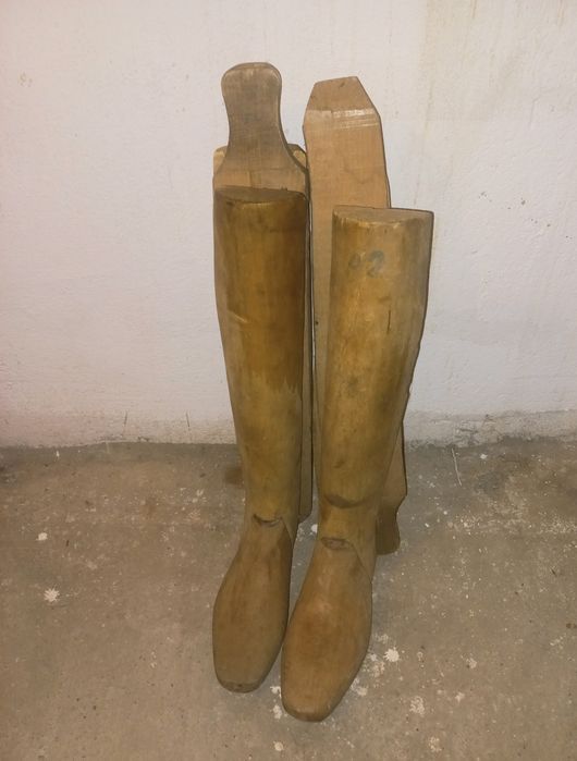DOAR AZI Calapod, șan pt. cizme 42, lungi de călărie, militare, etc