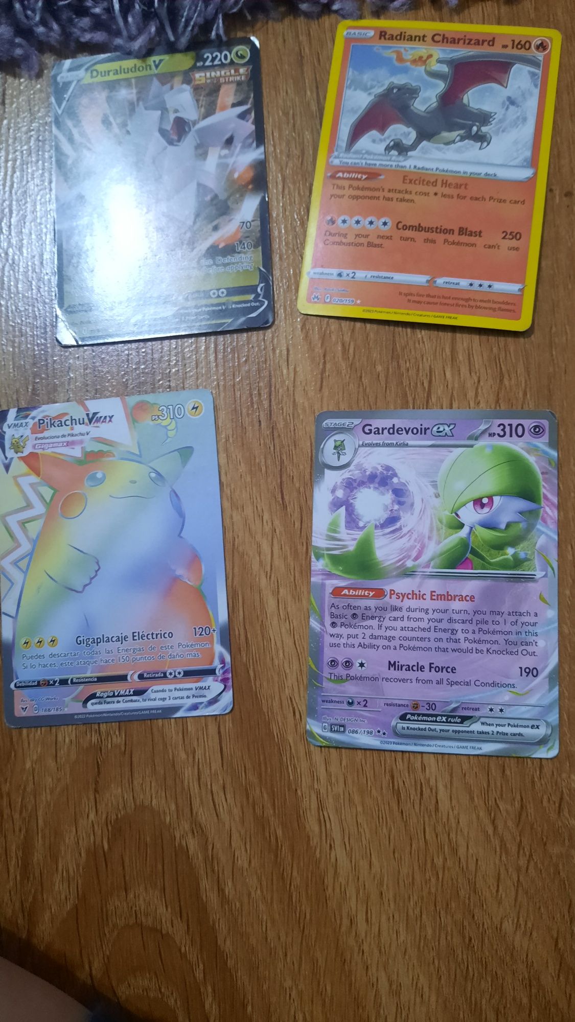 Carduri pokemon rare