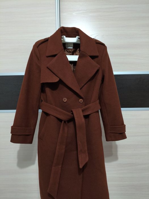 Пальто теплое зимнее.  Размер 44-46 (S-M)